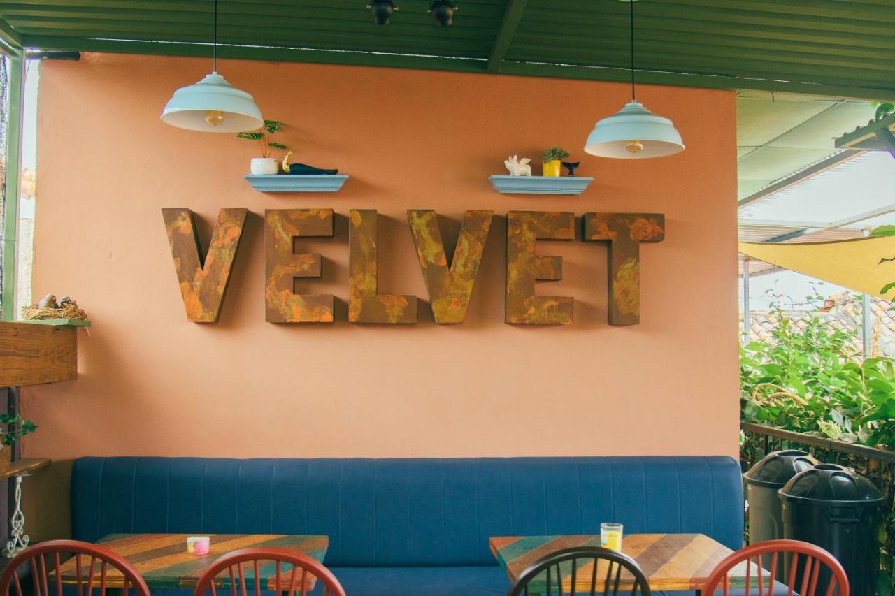 Velvet Hostal La Novena Santa Ana Exterior foto