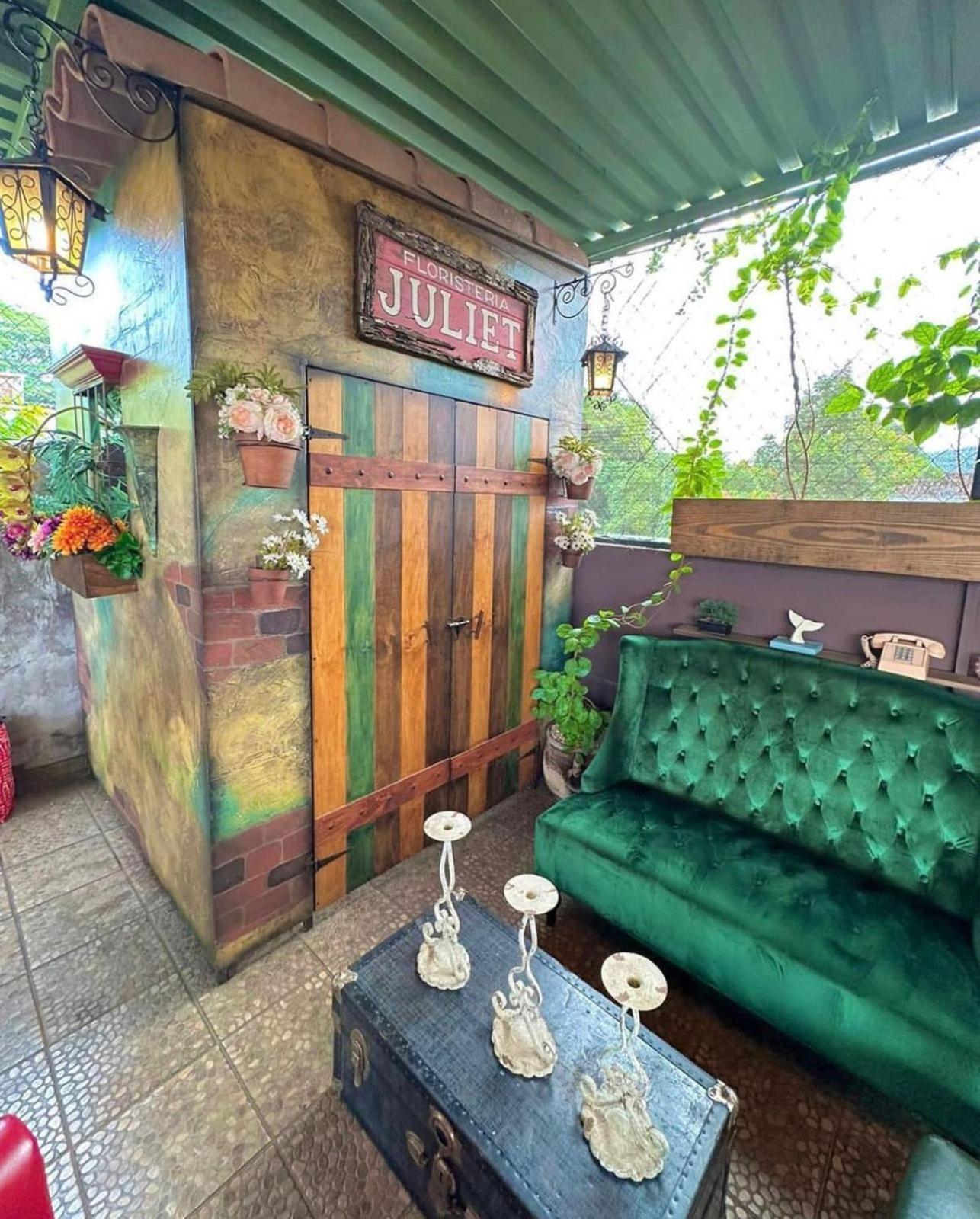 Velvet Hostal La Novena Santa Ana Exterior foto